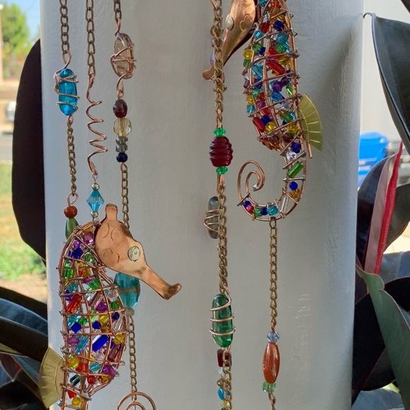 Gorgeous Glass Rocks & Beads Seahorse Wind Chime Sun Catcher Mobile - Picture 7 of 13